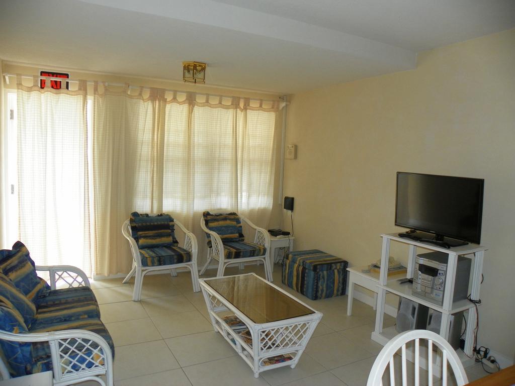 Annjenn Apartments Christ Church Bagian luar foto